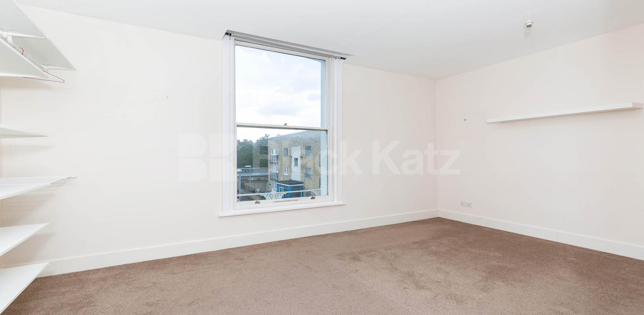 			1 Bedroom, 1 bath, 1 reception Apartment			 Goulton Road, HACKNEY CENTRAL